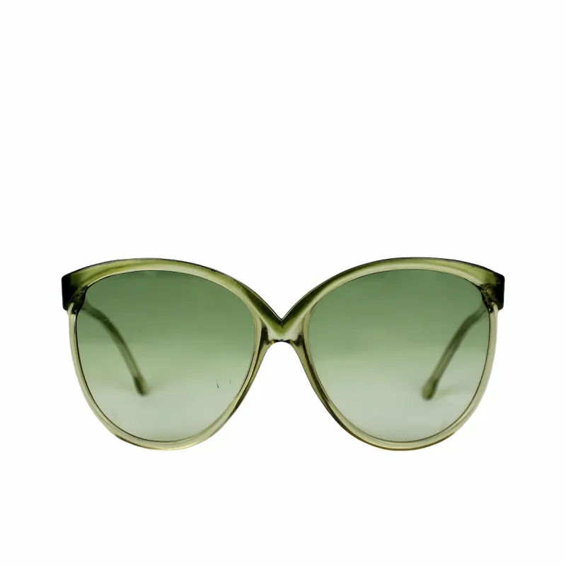 Üzüm Taneleri Camlarımda - 2