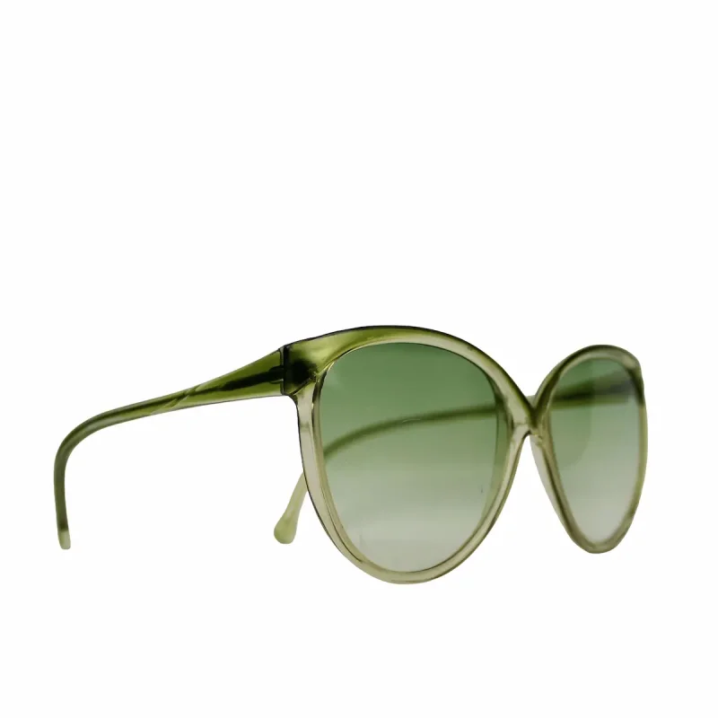 Üzüm Taneleri Camlarımda - 3