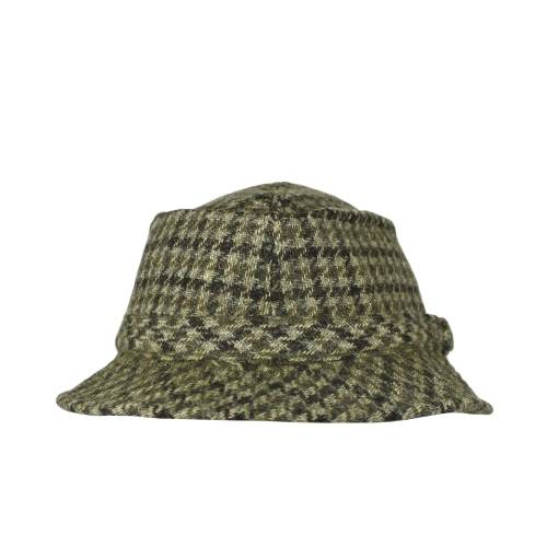 Çıkarıp Atıyorum Irmağa (1)