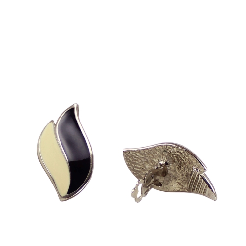 Fısılda Kulağına Sevdiğimi (1)