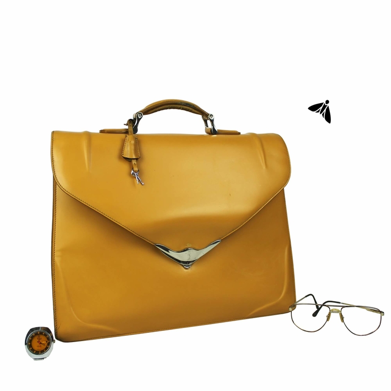 İkimizi Bir Bankta - 1