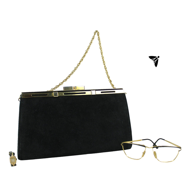 Tozunu Süpürür Mü? - 1