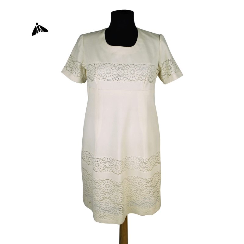 İçinde Çiçekler Titrediler - 1