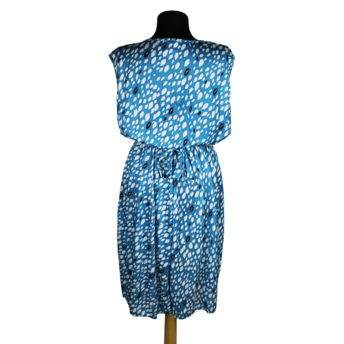 Dökülsem Damla Damla (1)