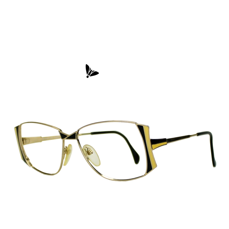 Bir Nokta Kırılmışlığım - 1