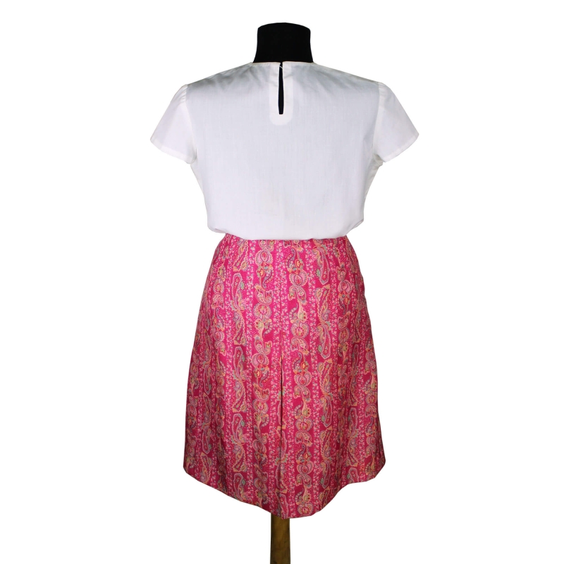 Pencere Kıyısında Uyuyor - 4