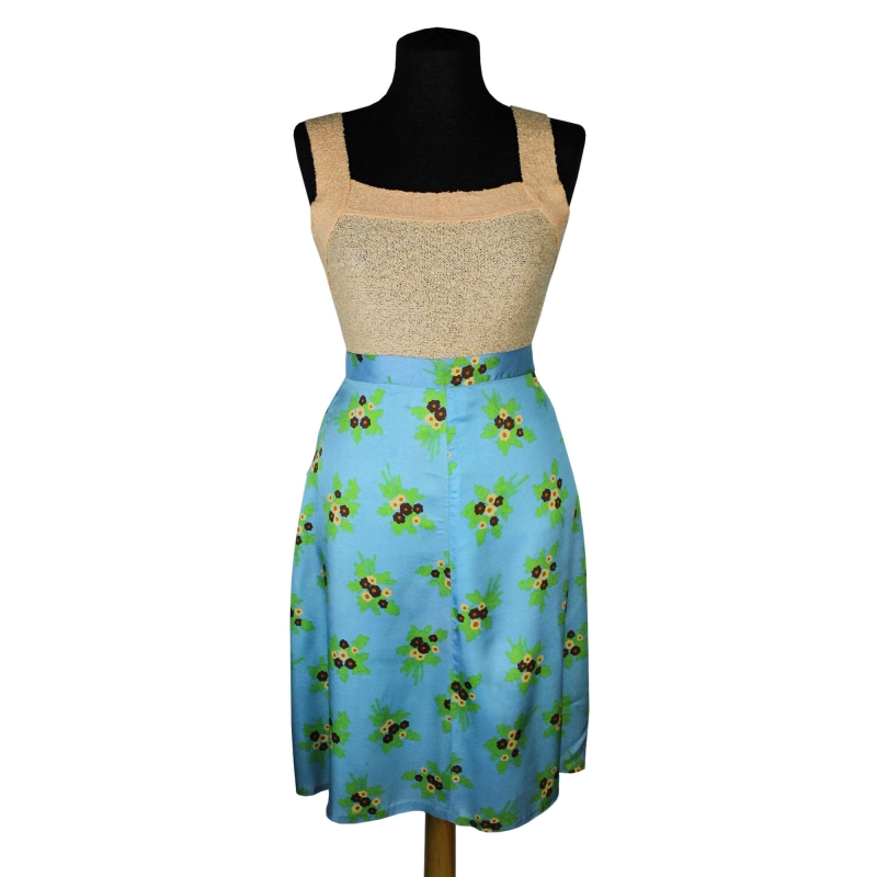 Bahçeler Yığılır Eteklerine - 2