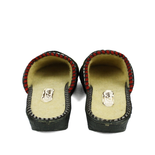 Terliklerimle Gelsem Sana - 4